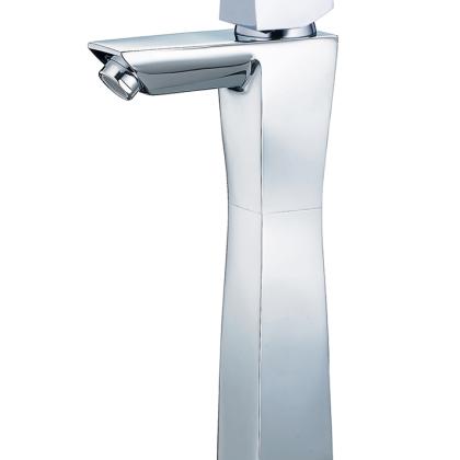 Vòi Lavabo Nóng Lạnh - B642C