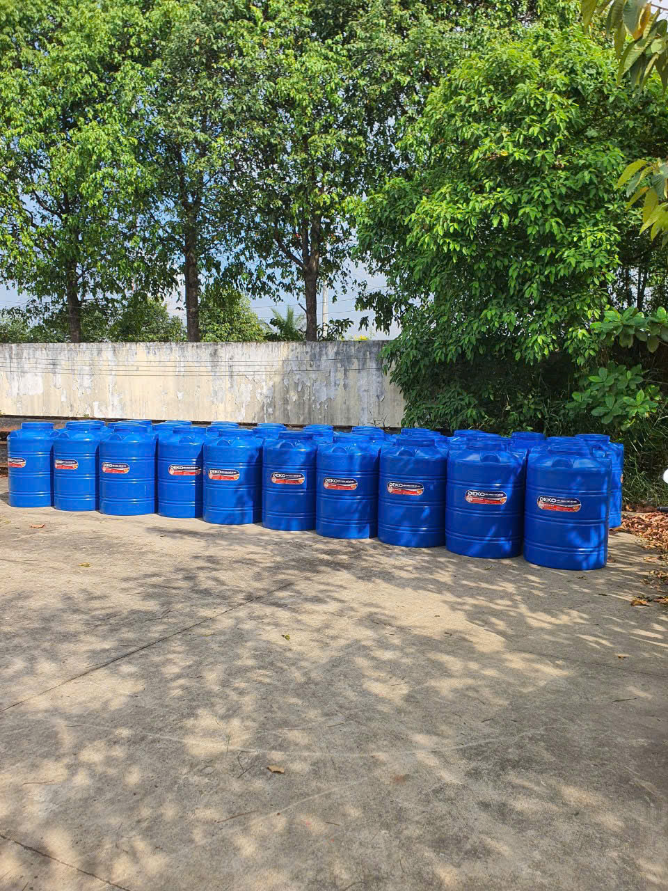 giá bồn nước nhựa 500L đứng ngang tham khảo