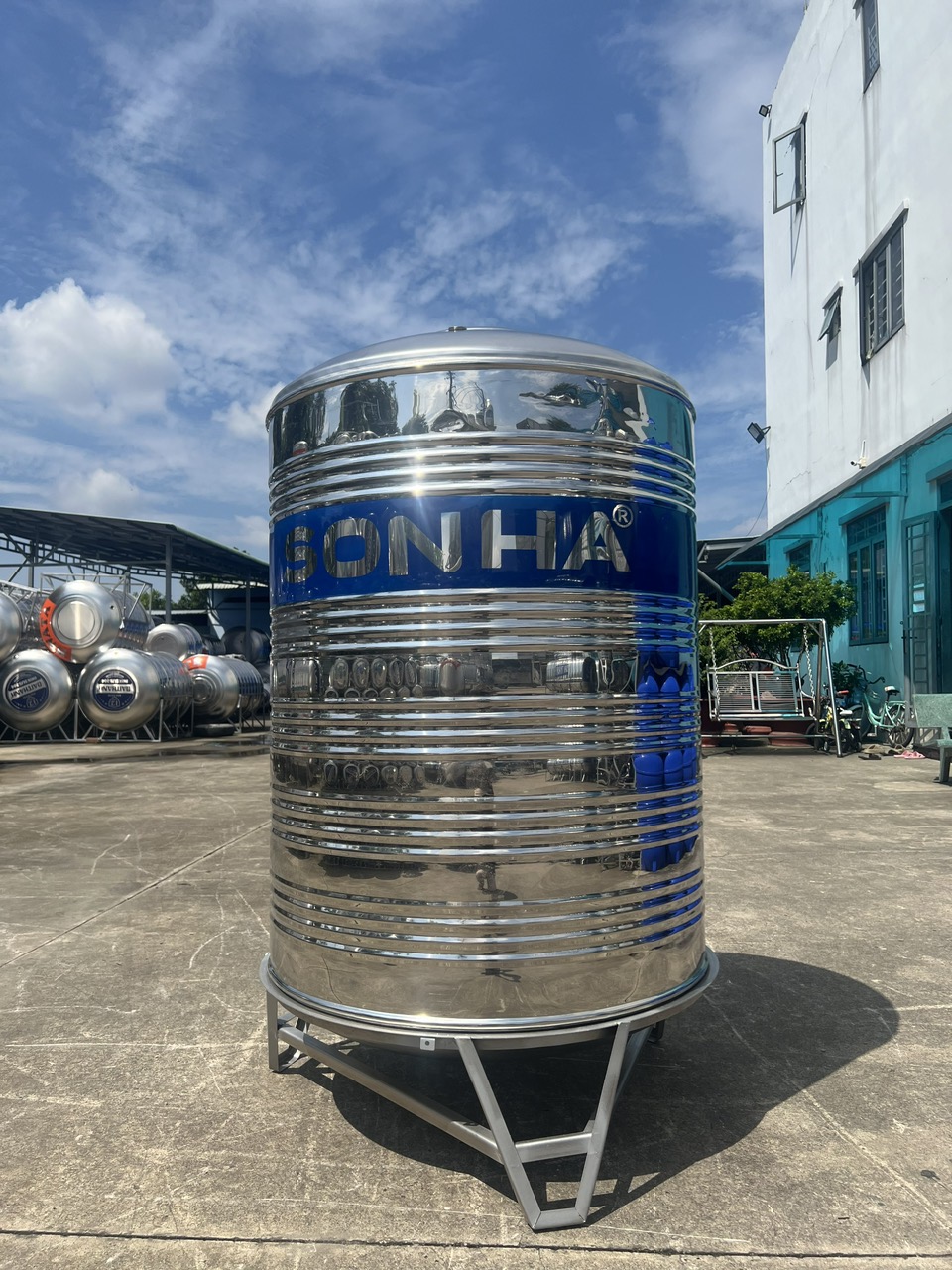 Checklist đo vị trí lắp bồn inox 1000L checklist đo vị trí lắp bồn nước inox 1000L
