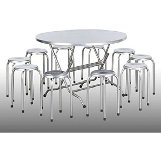 bàn tròn inox Hwata bố trí cùng ghế inox