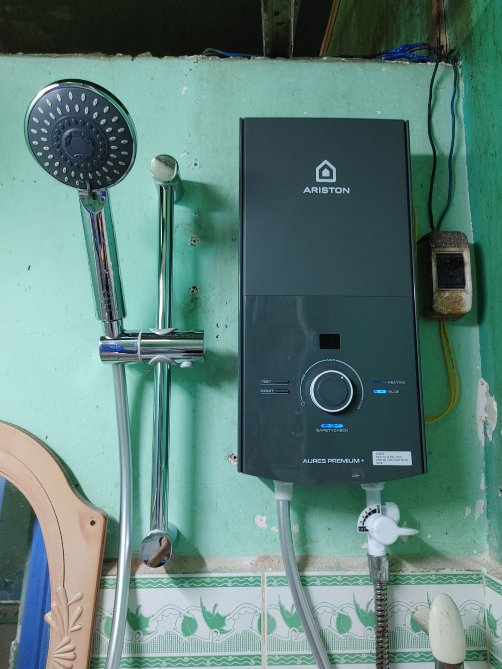 Lắp đặt bình nước nóng trực tiếp an toàn