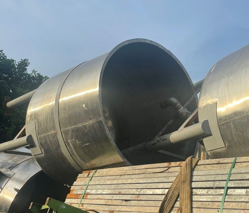 Bồn inox cũ cần kiểm tra kỹ bồn inox cũ cần kiểm tra kỹ trước khi mua