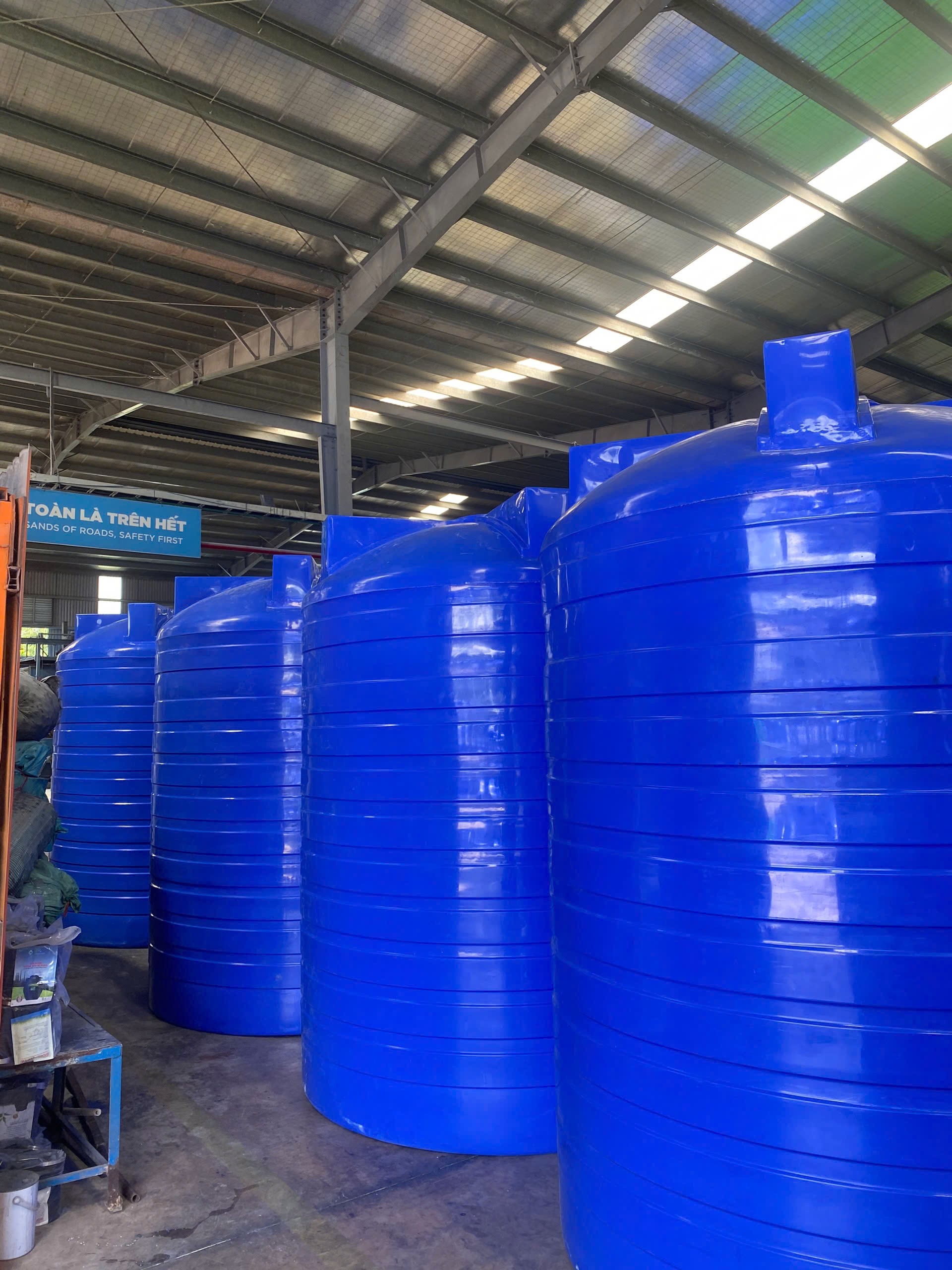 Lắp đặt Bồn Nhựa 5000L an toàn cho công trình