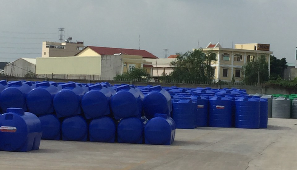 Lắp đặt Bồn Nhựa 300L Ngang an toàn cho gia đình