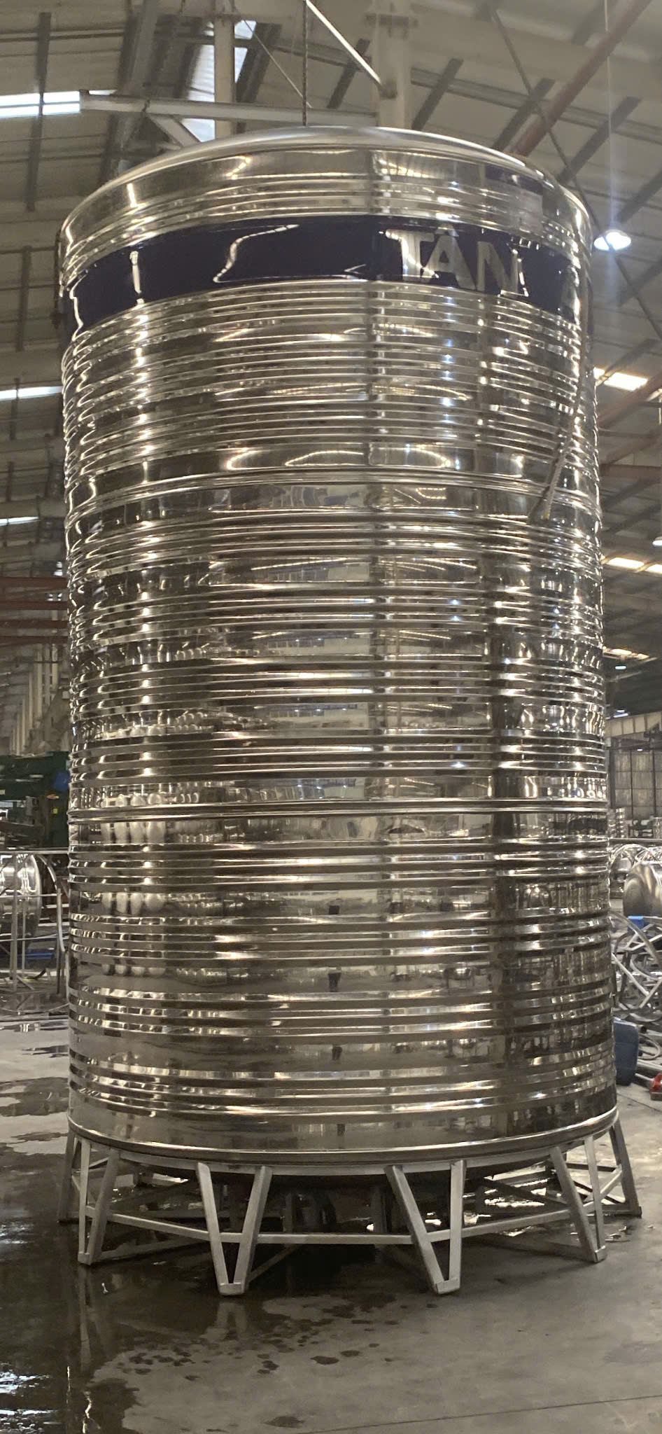 Bồn nước inox công nghiệp 8000L đứng cho nhà xưởng