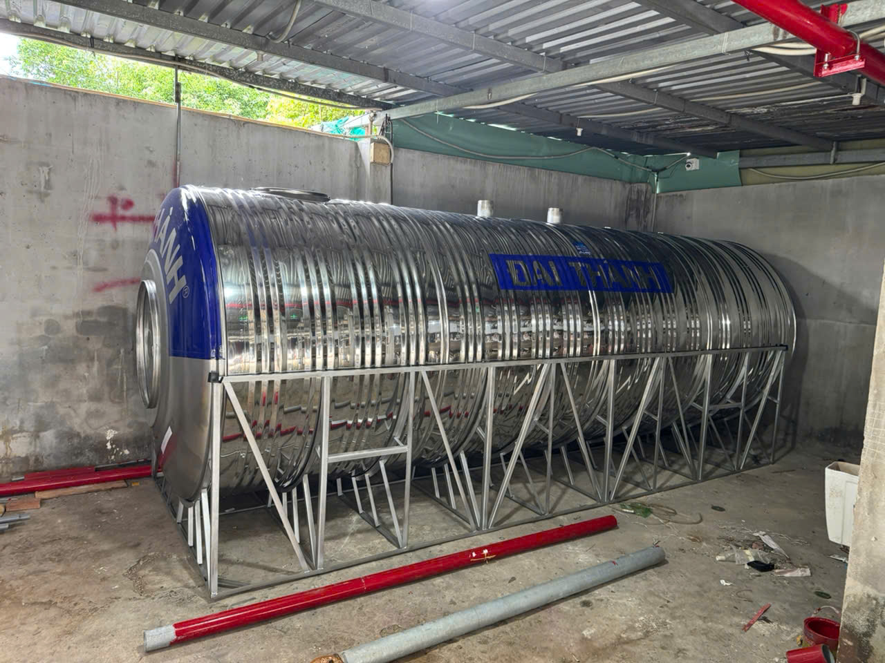 Lắp đặt Bồn Nước Inox 5000L Ngang an toàn trên mái