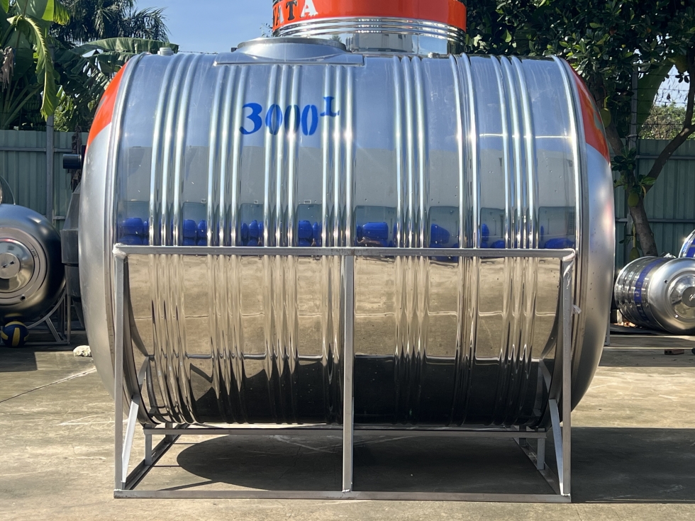 Bồn nước inox Hwata ngang tại kho